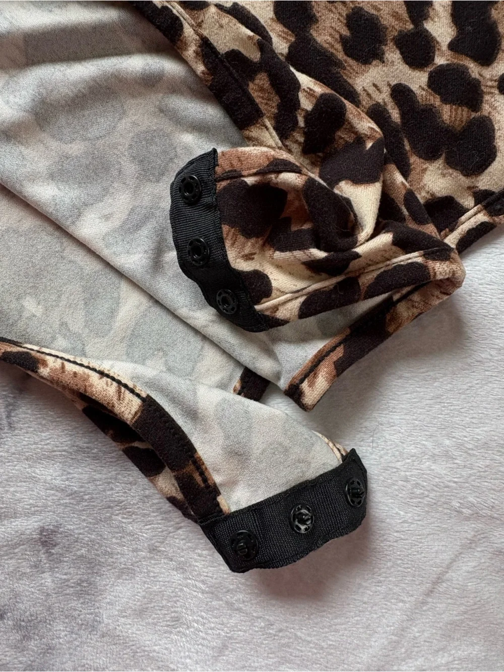 Women’s Animal Print Leopard Print Jungle Vibe One Piece Bodysuit Size M